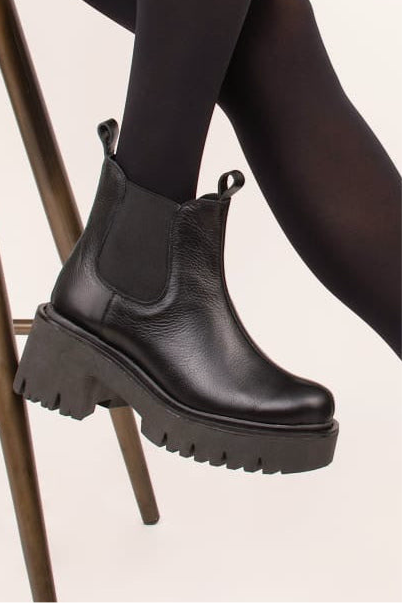 Dafne Terraplén Negro