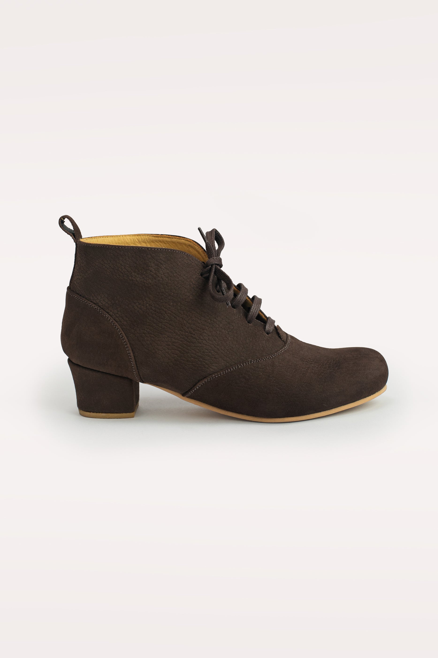 Herminia Chocolate 4 cm